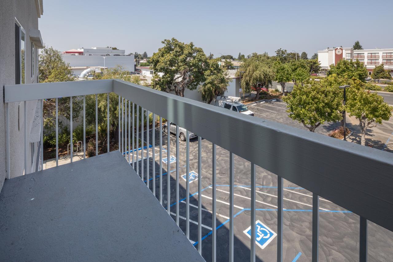 Holiday Inn Express - Sunnyvale - Silicon Valley By Ihg Экстерьер фото